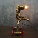 MetalDance (Metal Dance) Steampunk Skateboarding Pipe Robot Desk Lamp (2)